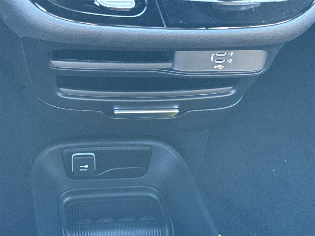 new 2026 Chrysler Pacifica car, priced at $38,748