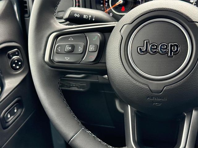 new 2025 Jeep Wrangler car, priced at $61,654