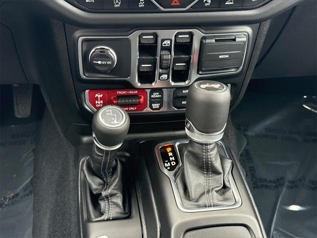new 2025 Jeep Wrangler car, priced at $61,654