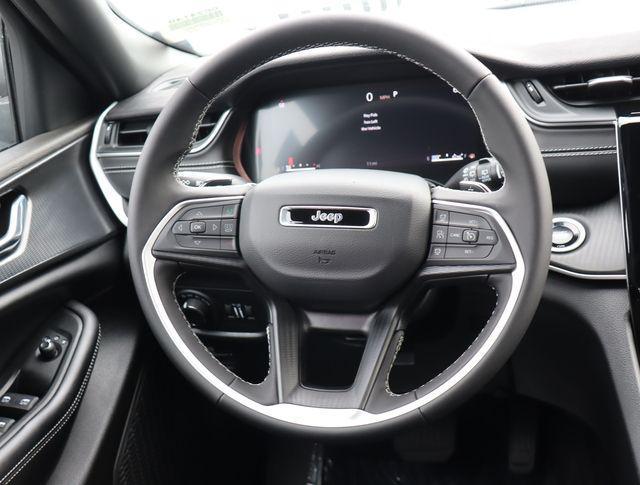 new 2025 Jeep Grand Cherokee L car, priced at $31,500