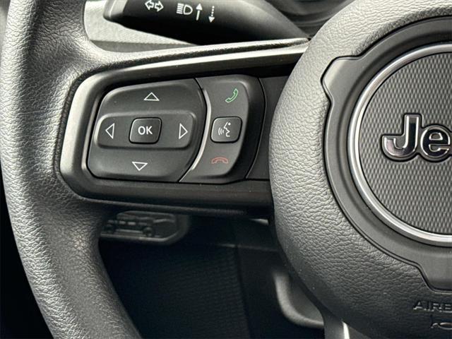 new 2025 Jeep Gladiator car, priced at $40,025