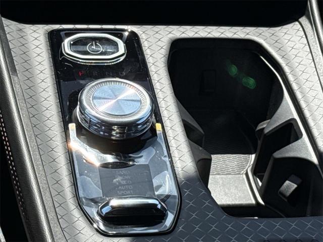 new 2025 Jeep Wagoneer S car, priced at $55,518