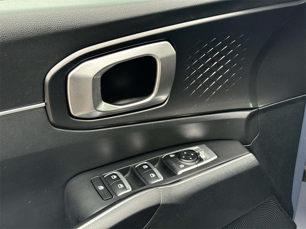 used 2022 Kia Sorento car, priced at $20,477