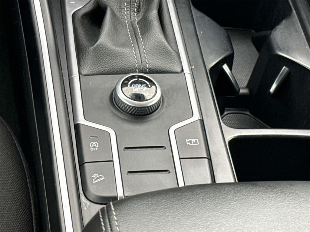 used 2022 Kia Sorento car, priced at $20,477