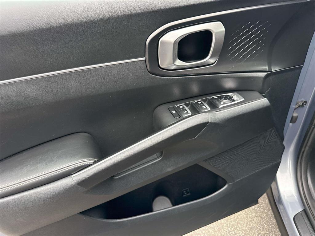 used 2022 Kia Sorento car, priced at $20,477