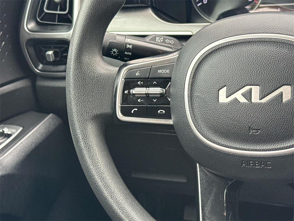 used 2022 Kia Sorento car, priced at $20,477