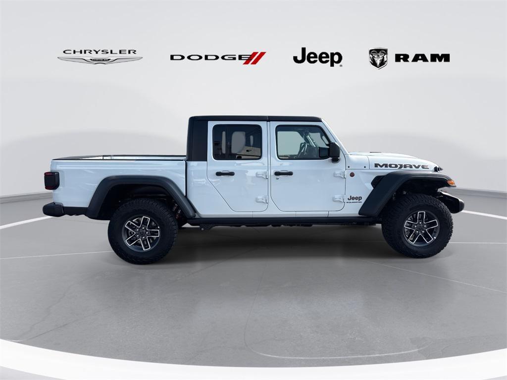new 2025 Jeep Gladiator car, priced at $48,790