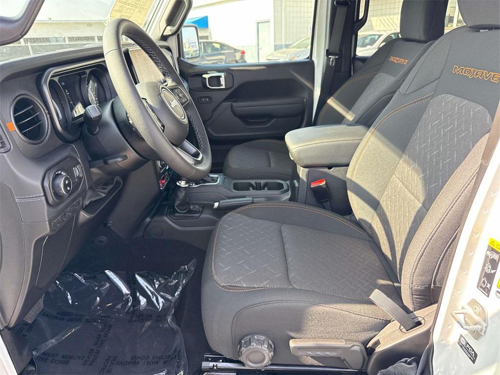new 2025 Jeep Gladiator car, priced at $48,790