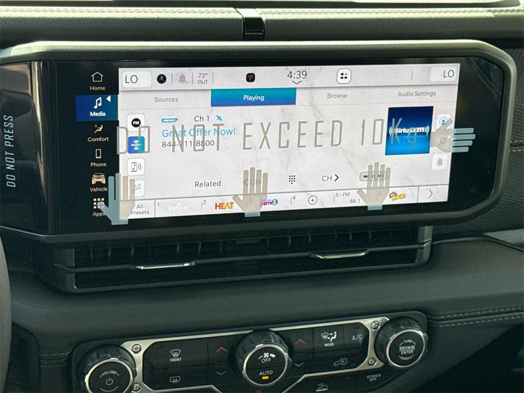 new 2025 Jeep Gladiator car, priced at $48,790