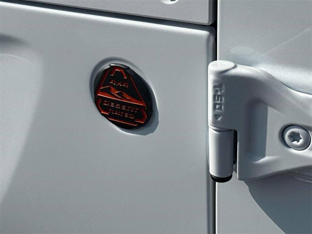 new 2025 Jeep Gladiator car, priced at $48,790