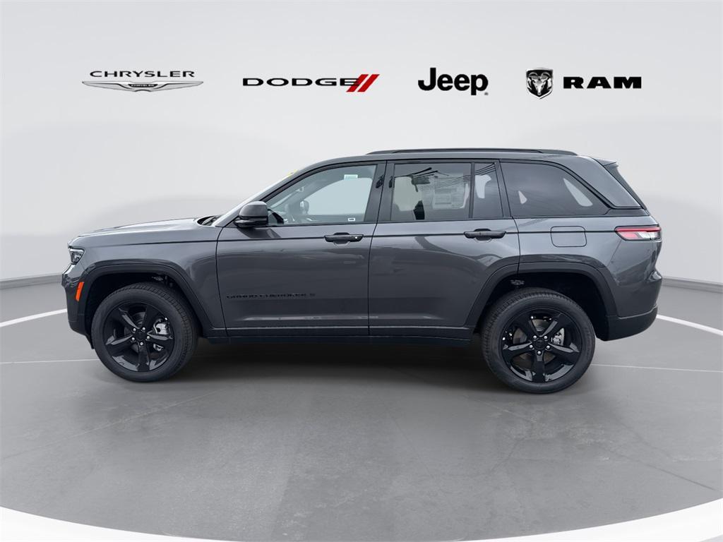 new 2025 Jeep Grand Cherokee car, priced at $36,420