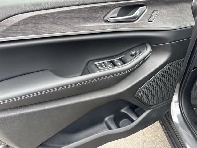 new 2025 Jeep Grand Cherokee car, priced at $43,907