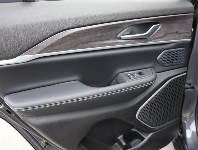 used 2023 Jeep Grand Cherokee 4xe car, priced at $32,764
