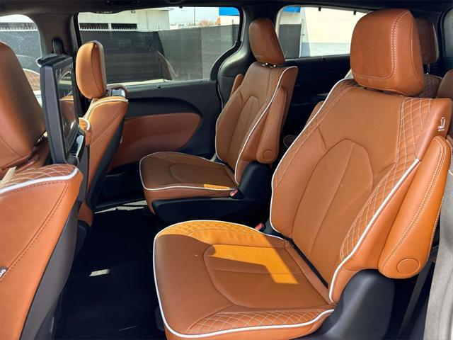 new 2025 Chrysler Pacifica car, priced at $47,650