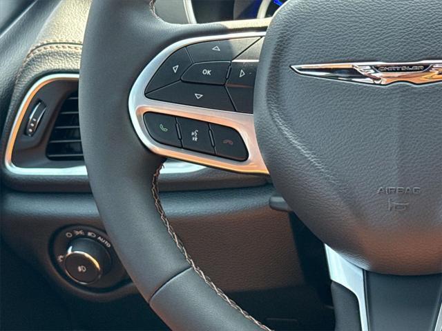 new 2025 Chrysler Pacifica car, priced at $47,650
