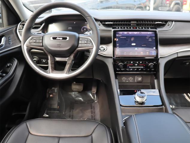 new 2024 Jeep Grand Cherokee L car, priced at $48,085