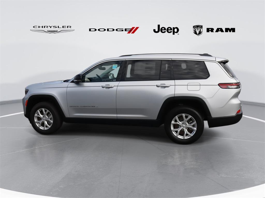 new 2024 Jeep Grand Cherokee L car, priced at $42,485