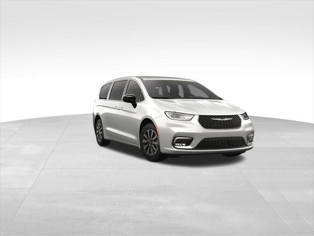 new 2025 Chrysler Pacifica Hybrid car, priced at $42,103