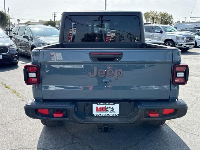new 2025 Jeep Gladiator car, priced at $50,112