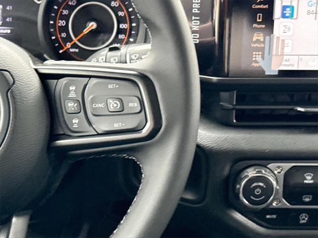 new 2025 Jeep Wrangler car, priced at $46,703