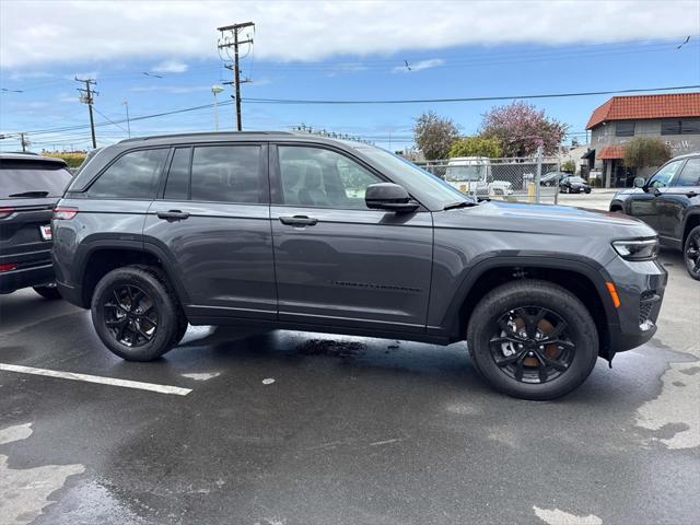 new 2025 Jeep Grand Cherokee car, priced at $38,609