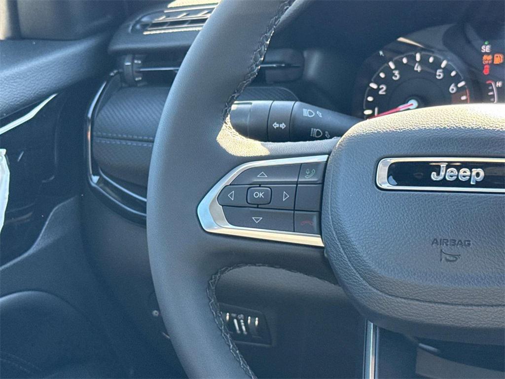 new 2026 Jeep Compass car, priced at $33,505