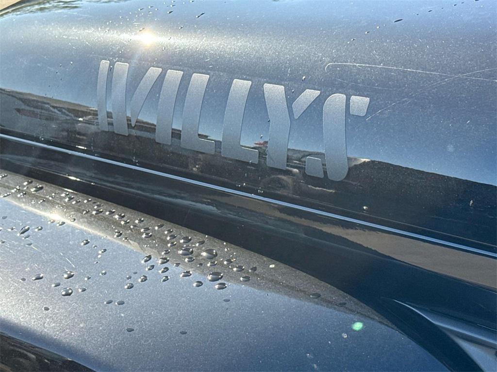 new 2025 Jeep Gladiator car, priced at $45,790