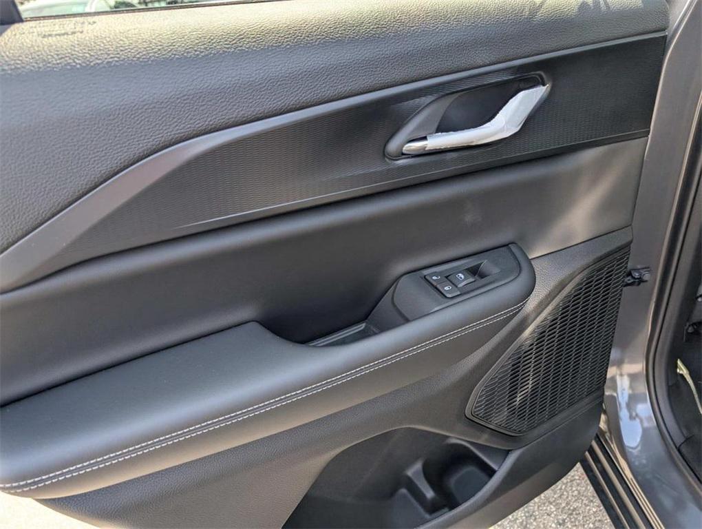new 2025 Jeep Grand Cherokee car, priced at $32,375