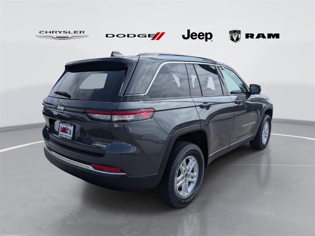 new 2025 Jeep Grand Cherokee car, priced at $32,375