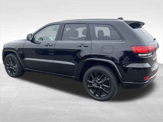 used 2022 Jeep Grand Cherokee car, priced at $25,200