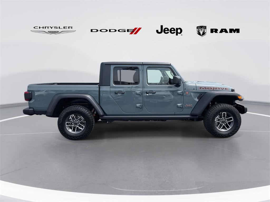 new 2025 Jeep Gladiator car, priced at $44,287