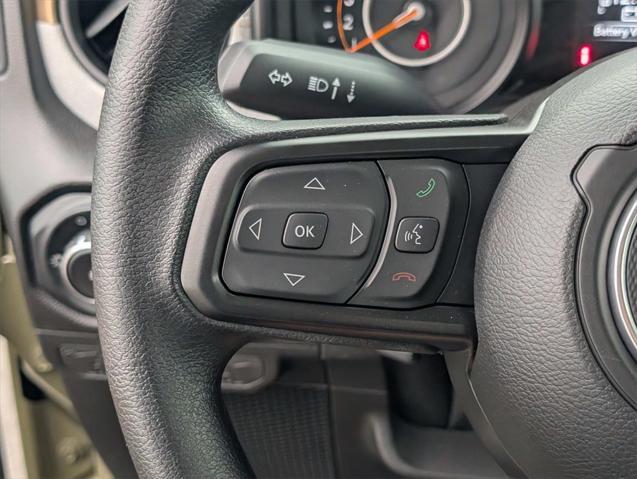 new 2025 Jeep Wrangler car, priced at $37,090