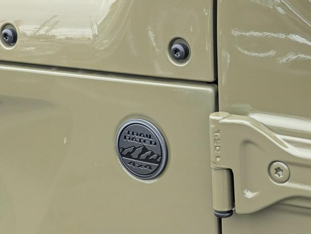 new 2025 Jeep Wrangler car, priced at $37,090