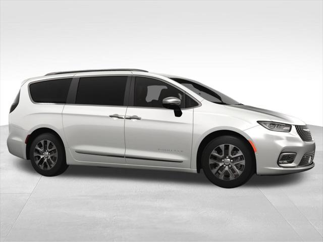 new 2025 Chrysler Pacifica car, priced at $46,365