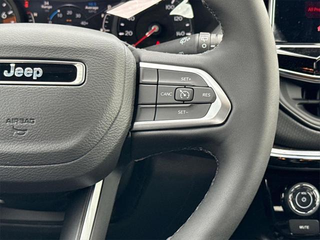 new 2025 Jeep Compass car, priced at $27,560