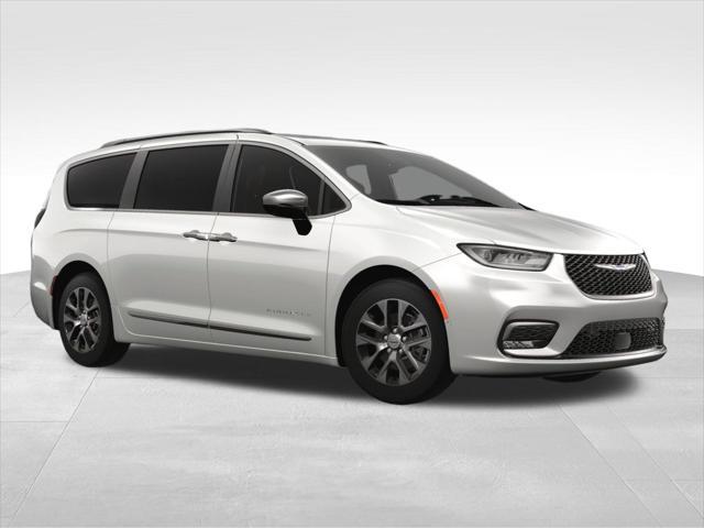 new 2025 Chrysler Pacifica car, priced at $46,365