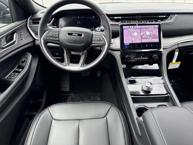 new 2025 Jeep Grand Cherokee car, priced at $41,577