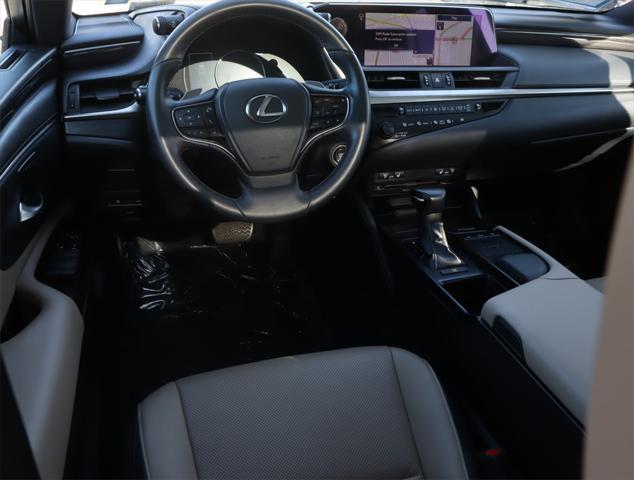 used 2019 Lexus ES 350 car, priced at $27,430