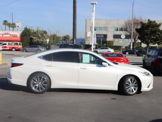 used 2019 Lexus ES 350 car, priced at $27,430