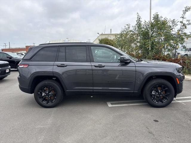 new 2025 Jeep Grand Cherokee car, priced at $41,476