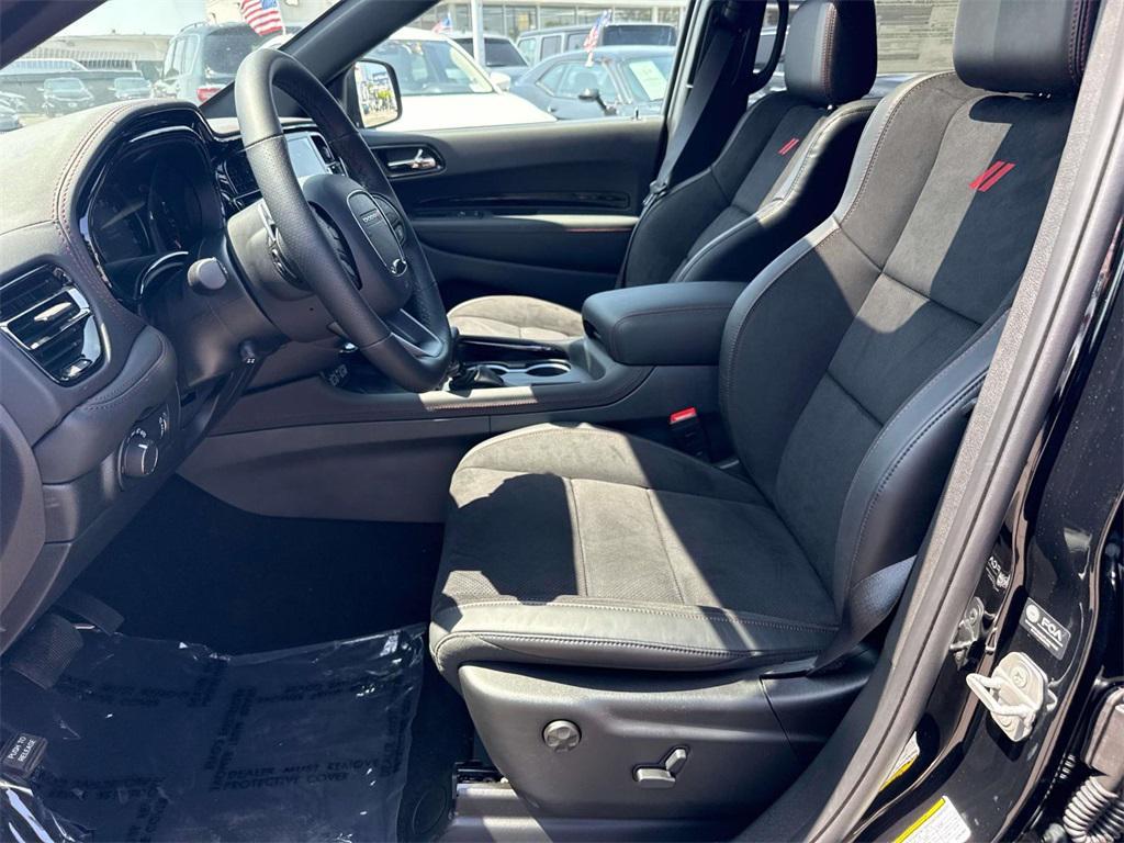 new 2025 Dodge Durango car, priced at $40,600