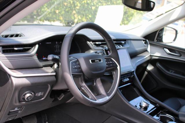 new 2023 Jeep Grand Cherokee car, priced at $36,100