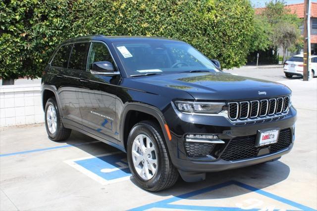 new 2023 Jeep Grand Cherokee car, priced at $42,600