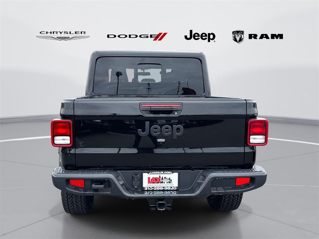 new 2025 Jeep Gladiator car, priced at $39,735