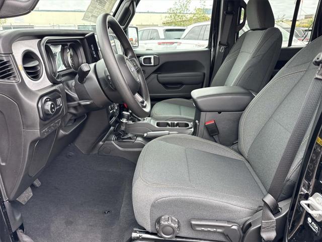 new 2025 Jeep Gladiator car, priced at $37,335