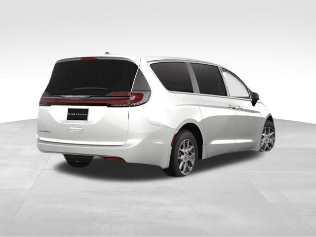 new 2024 Chrysler Pacifica car, priced at $34,300