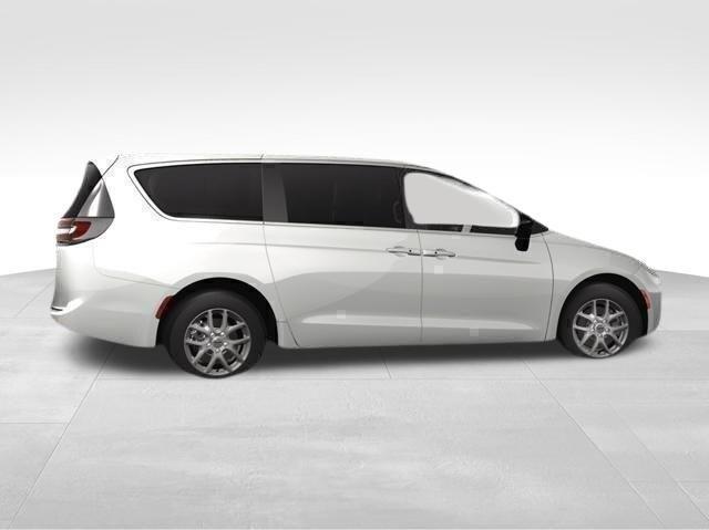 new 2024 Chrysler Pacifica car, priced at $34,300