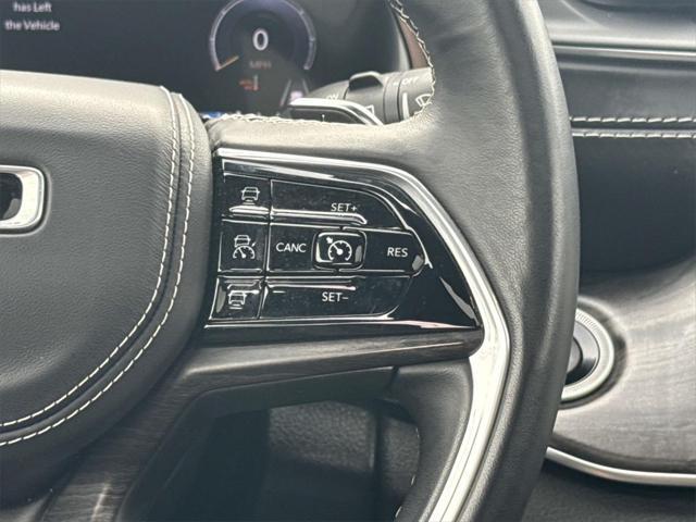 used 2022 Jeep Grand Cherokee car, priced at $38,736