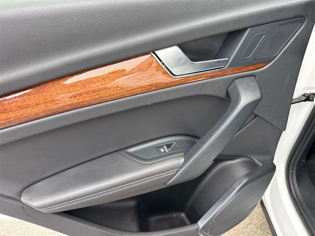 used 2021 Audi Q5 car, priced at $21,791