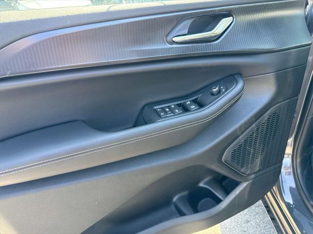 new 2025 Jeep Grand Cherokee L car, priced at $33,673
